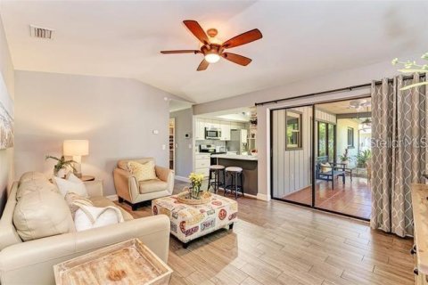 House in Bradenton, Florida 3 bedrooms, 152.92 sq.m. № 1876370 - photo 18