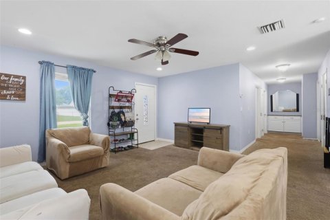 House in Groveland, Florida 3 bedrooms, 101.08 sq.m. № 2156758 - photo 14