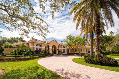 Casa en Pinecrest, Florida 6 dormitorios, 436.18 m2 № 2021993