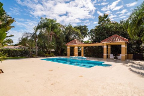 Casa en venta en Pinecrest, Florida, 6 dormitorios, 436.18 m2 № 2021993 - foto 5