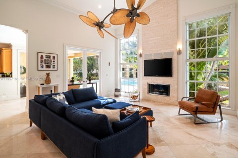 Casa en venta en Pinecrest, Florida, 6 dormitorios, 436.18 m2 № 2021993 - foto 19