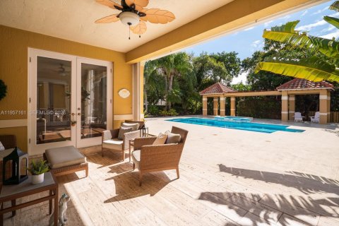 Casa en venta en Pinecrest, Florida, 6 dormitorios, 436.18 m2 № 2021993 - foto 9