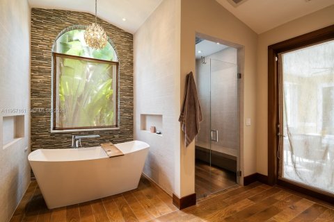 Casa en venta en Pinecrest, Florida, 6 dormitorios, 436.18 m2 № 2021993 - foto 22