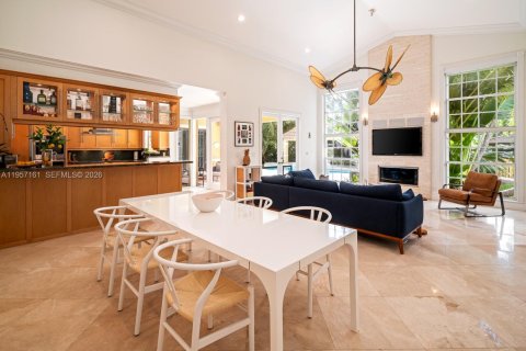 Casa en venta en Pinecrest, Florida, 6 dormitorios, 436.18 m2 № 2021993 - foto 18
