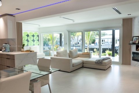 Casa en alquiler en Pompano Beach, Florida, 4 dormitorios, 218.32 m2 № 1966055 - foto 8