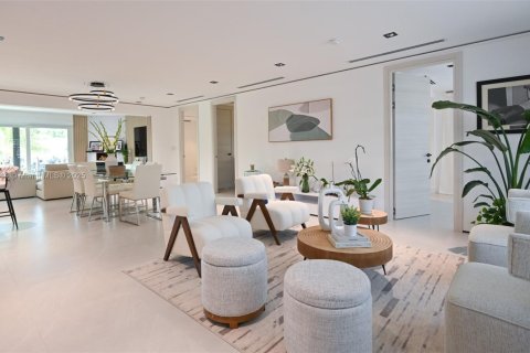 Casa en alquiler en Pompano Beach, Florida, 4 dormitorios, 218.32 m2 № 1966055 - foto 3