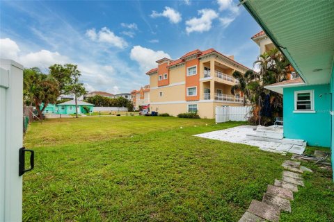 Villa ou maison à vendre à Redington Shores, Floride: 3 chambres, 102.75 m2 № 2277203 - photo 20
