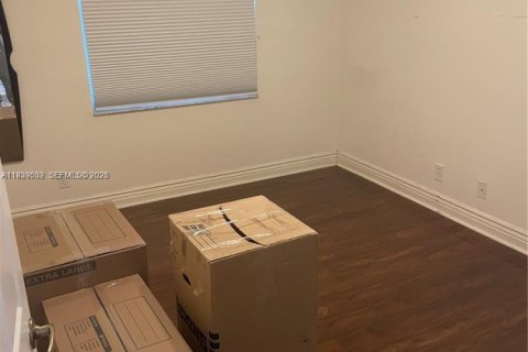 Villa ou maison à louer à Pembroke Pines, Floride: 4 chambres, 217.3 m2 № 1997580 - photo 18