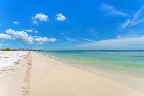 Condominio en venta en Clearwater, Florida, 1 dormitorio, 47.1 m2 № 1807320 - foto 27