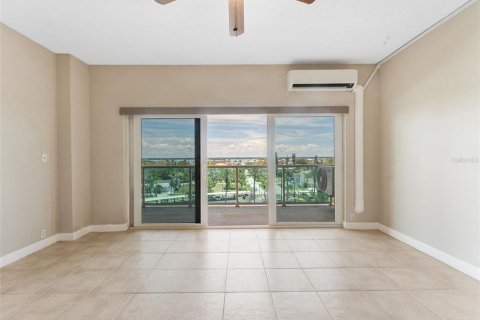 Condominio en venta en Clearwater, Florida, 1 dormitorio, 47.1 m2 № 1807320 - foto 8