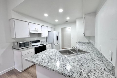 Casa en venta en Gainesville, Florida, 3 dormitorios, 126.81 m2 № 1904504 - foto 8