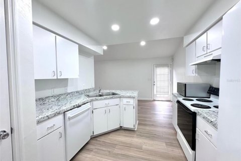 Casa en venta en Gainesville, Florida, 3 dormitorios, 126.81 m2 № 1904504 - foto 9