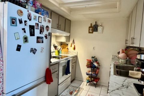 Купить коммерческую недвижимость в Спринг-Хилл, Флорида 8 спален, 310.85м2, № 2157971 - фото 20