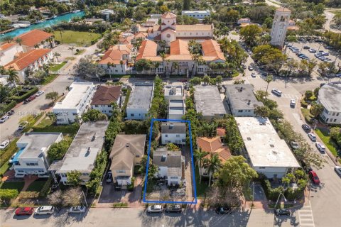 Commercial property in Miami Beach, Florida 309.27 sq.m. № 1709798 - photo 19