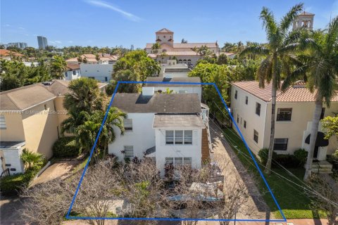 Commercial property in Miami Beach, Florida 309.27 sq.m. № 1709798 - photo 2