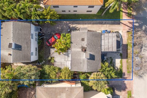 Commercial property in Miami Beach, Florida 309.27 sq.m. № 1709798 - photo 21