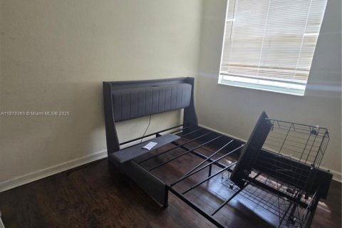 Copropriété à louer à Homestead, Floride: 2 chambres, 86.4 m2 № 1929137 - photo 9