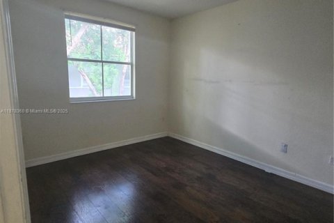 Copropriété à louer à Homestead, Floride: 2 chambres, 86.4 m2 № 1929137 - photo 5