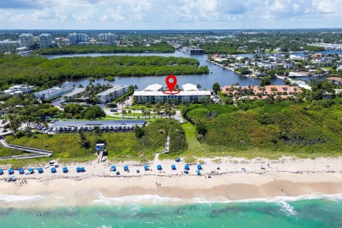 Copropriété à vendre à Ocean Ridge, Floride: 2 chambres, 90.58 m2 № 2372254 - photo 2