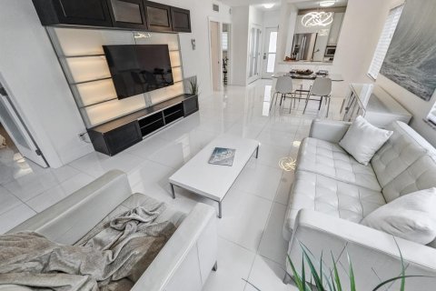 Copropriété à vendre à Ocean Ridge, Floride: 2 chambres, 90.58 m2 № 2372254 - photo 18