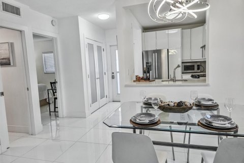 Copropriété à vendre à Ocean Ridge, Floride: 2 chambres, 90.58 m2 № 2372254 - photo 12