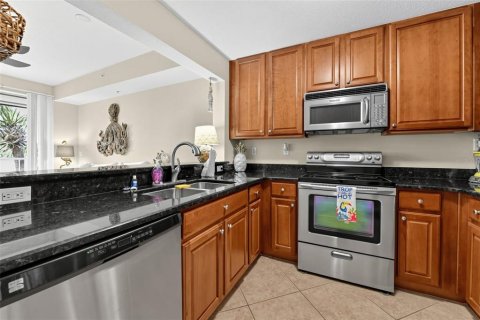 Touwnhouse à vendre à Ruskin, Floride: 3 chambres, 131.64 m2 № 2387576 - photo 6