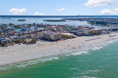 Land in Madeira Beach, Florida № 1721271 - photo 15