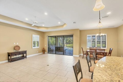 Casa en venta en Bradenton, Florida, 3 dormitorios, 209.96 m2 № 1907502 - foto 12
