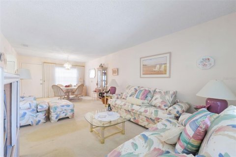 Condo in Tarpon Springs, Florida, 1 bedroom  № 1916949 - photo 14