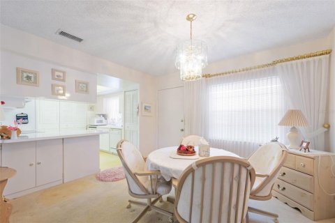 Condo in Tarpon Springs, Florida, 1 bedroom  № 1916949 - photo 6