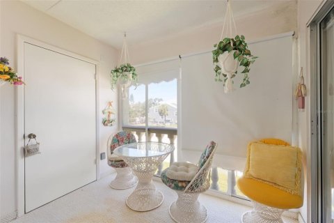Condo in Tarpon Springs, Florida, 1 bedroom  № 1916949 - photo 18