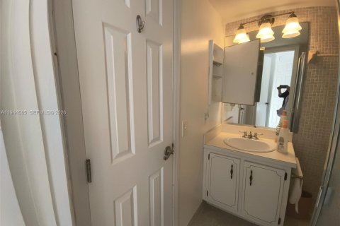 Copropriété à louer à Sunny Isles Beach, Floride: 1 chambre, 69.4 m2 № 2001097 - photo 2