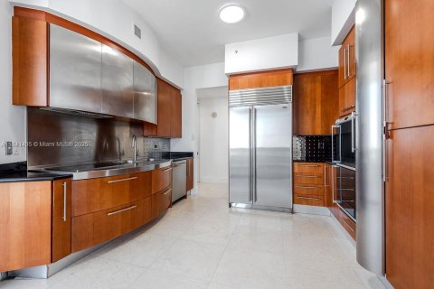 Condominio en venta en Sunny Isles Beach, Florida, 3 dormitorios, 199.09 m2 № 1939533 - foto 5