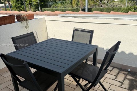 Condo in Aventura, Florida, 2 bedrooms  № 2085941 - photo 15