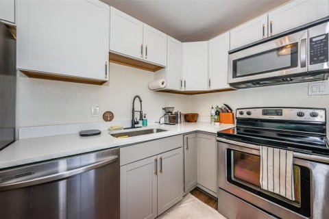 Casa en venta en Saint Petersburg, Florida, 2 dormitorios, 67.26 m2 № 1852927 - foto 22