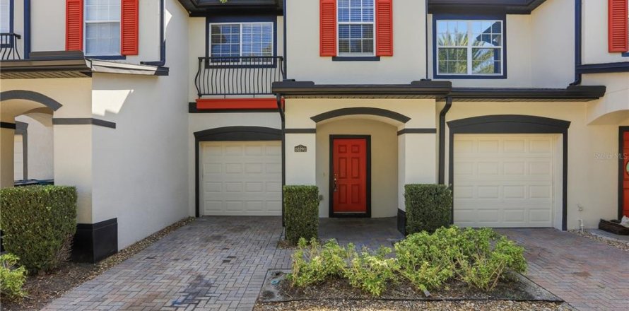 Townhouse in Orlando, Florida 3 bedrooms, 140.28 sq.m. № 2148008