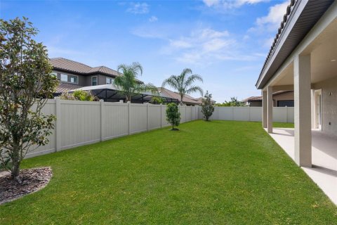 Casa en venta en Land O' Lakes, Florida, 5 dormitorios, 326.83 m2 № 1718829 - foto 8