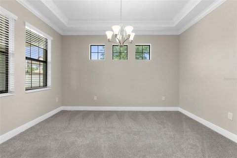 Casa en venta en Land O' Lakes, Florida, 5 dormitorios, 326.83 m2 № 1718829 - foto 13