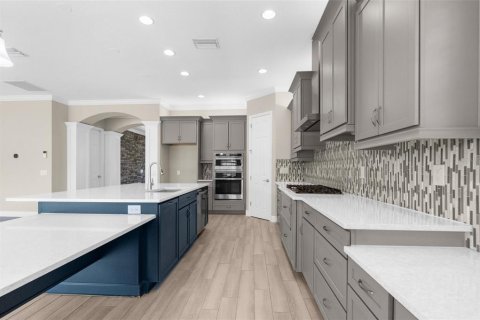 Casa en venta en Land O' Lakes, Florida, 5 dormitorios, 326.83 m2 № 1718829 - foto 22