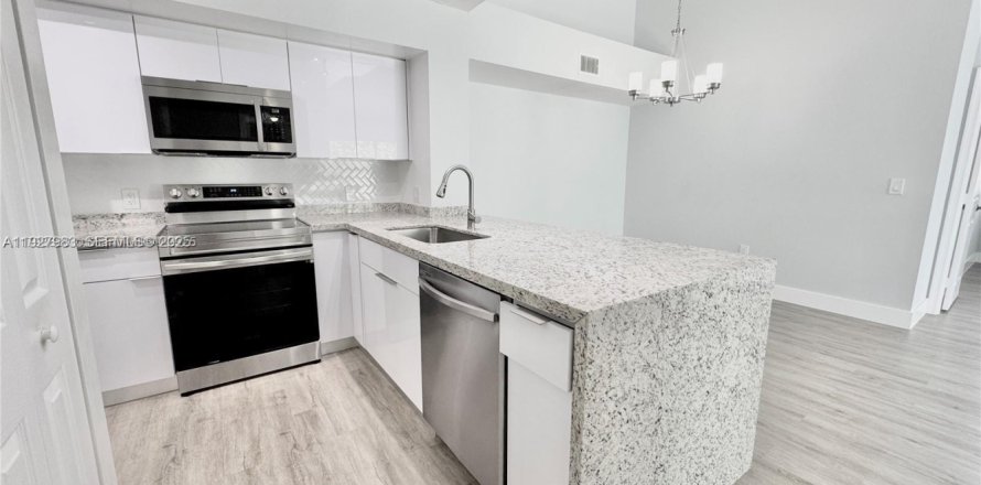 Condo à Pembroke Pines, Floride, 2 chambres  № 1986977