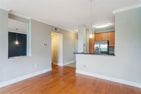 Condominio en venta en Orlando, Florida, 2 dormitorios, 94.2 m2 № 1631378 - foto 18