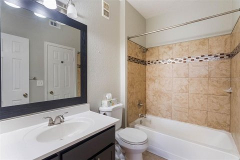 Condominio en venta en Orlando, Florida, 2 dormitorios, 94.2 m2 № 1631378 - foto 21