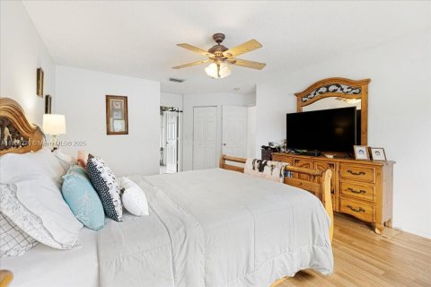 House in Coconut Creek, Florida 4 bedrooms, 217.21 sq.m. № 1872000 - photo 27