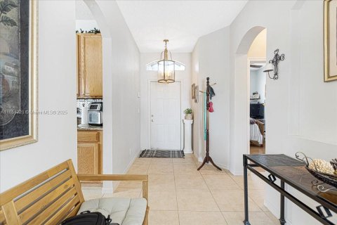 House in Coconut Creek, Florida 4 bedrooms, 217.21 sq.m. № 1872000 - photo 10