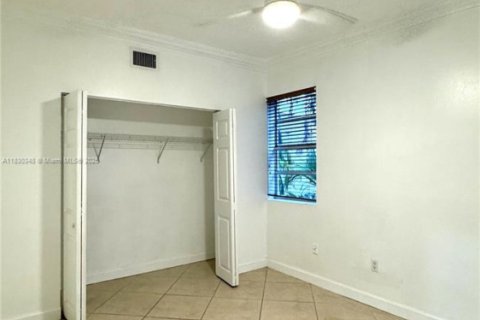 Купить кондоминиум в Майами-Бич, Флорида 2 спальни, 83.8м2, № 1958602 - фото 22