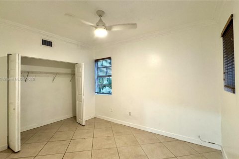 Купить кондоминиум в Майами-Бич, Флорида 2 спальни, 83.8м2, № 1958602 - фото 23