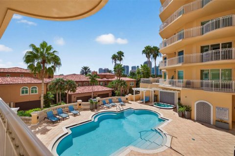 Copropriété à vendre à Saint Petersburg, Floride: 2 chambres, 241.55 m2 № 2436813 - photo 30