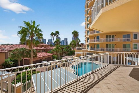 Copropriété à vendre à Saint Petersburg, Floride: 2 chambres, 241.55 m2 № 2436813 - photo 27