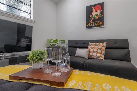 Casa en venta en Tampa, Florida, 3 dormitorios, 152.17 m2 № 2425973 - foto 11