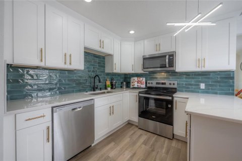 Casa en venta en Tampa, Florida, 3 dormitorios, 152.17 m2 № 2425973 - foto 7